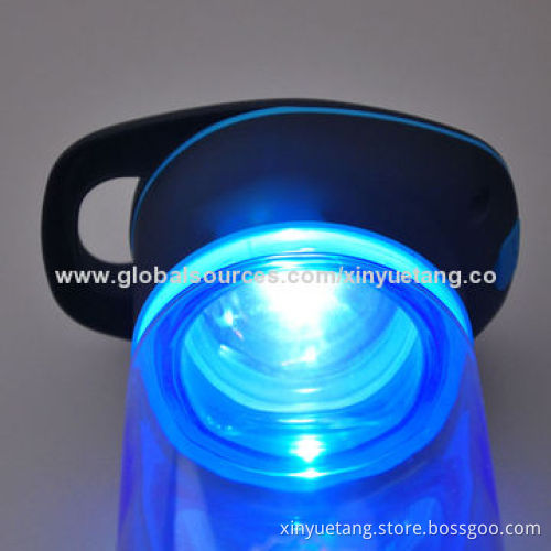2014 new design high-tech UV sterilization 750mL sports bottle with LED light